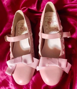 Scarpe decolte 6,5 donna Hello kitty Kawaii rosse Sanrio mai usate - Foto 1 di 3