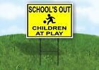 SCHOOLS OUT Kinder spielen 18 Zoll x 24 Zoll Hofschild Straßenschild mit Ständer