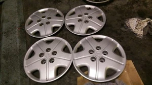 Original 4 Tapacubos para Honda H-Rv 15" 44733-S2H-J000 - Picture 1 of 2