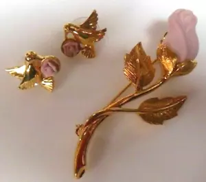 Vintage Signed Avon Gold-tone Dove Earrings w/ Pink Rose & Avon Pink Rose Brooch - Picture 1 of 3