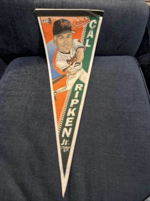 Banderín de fieltro tamaño completo Cal Ripken Jr. #8 de colección de los Orioles de Baltimore Foto 1 de 4
