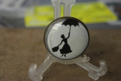 PIN THE MOVIE MARY POPPINS Foto 1 de 2