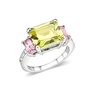 Pink Green ring Emerald cut three stone cubic zirconia silver rhodium - Picture 1 of 9