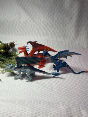 Lote de 3 Figuras de Dragão Fantasia – Dragões de Brinquedo Plástico de 12” de Comprimento – Cores Mistas - Imagem 1 de 4