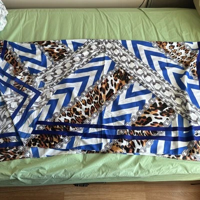 Синяя и серебряная шаль, шелковистая текстура, дизайн цепи - Изображение 1 из 3