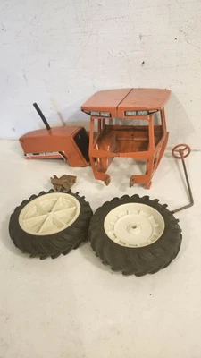 Ertl Allis Chalmers 1/16 8030 Tractor Parts Cab Hood Rear Wheels + Look - image 1 of 4