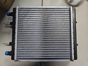 For Chevy Camaro Radiator 2016-2020 Aluminum L4 2.0L For GM3010585 | 84356897 - Picture 1 of 4
