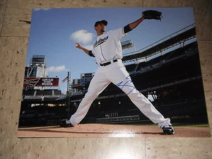 SAN DIEGO PADRES TYSON ROSS SIGNED 11X14 - Picture 1 of 1