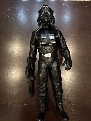 Figura de acción Star Wars Rebels 18” Tie Fighter Pilot serie 2014 Lk Darth Vader Foto 1 de 3