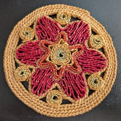 Antique Raffia Straw Trivet Hot Pad Pot Wicker Rattan Boho Kitchen Beige Red 6” - Image 1 of 3