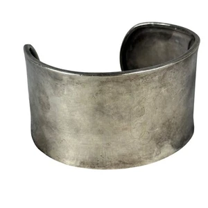 Bracciale vintage in metallo tono argento con design monogramma INCISO presente - Foto 1 di 21