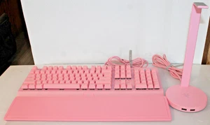 Razer Base Station V2 Chroma Headset Stand & Razer BlackWidow V3 Keyboard - Picture 1 of 22