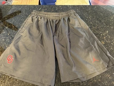 Jordan Dri Fit Shorts Size XL Oklahoma Sooners - Image 1 of 2
