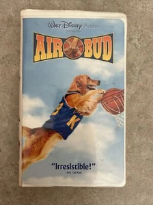 Air Bud VHS - Picture 1 of 1