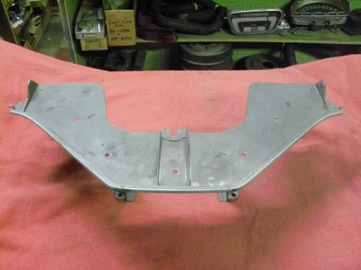 Mercury Montego 1970 soporte de rejilla central D0GY-8232-A bonito usado Foto 1 de 4