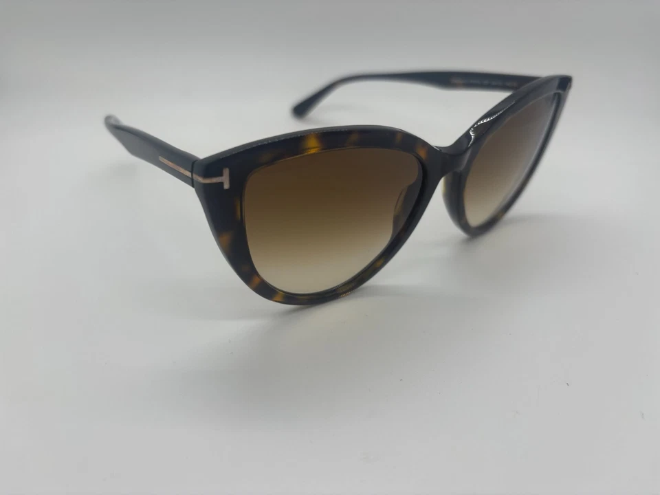 NUEVO Tom Ford Isabella-02 TF915 52F Marrón Ojo de Gato Gafas de Sol 56-18-140mm SIN ESTUCHE Foto 1 de 4