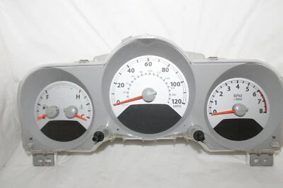 Cuadro de instrumentos velocímetro 06 07 08 PT Cruiser medidores de panel 117.406 millas Foto 1 de 4
