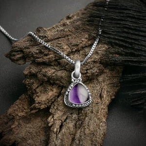 Sterling Silver 925 Purple Amethyst Trillion Gemstone Pendant Necklace Jewellery - Picture 1 of 5