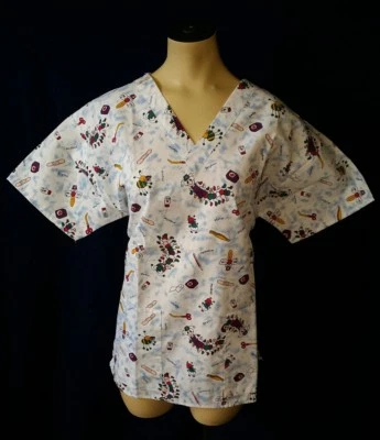 CREST Scrub Top - Bug Print Women's Size M (E-38) - Image 1 of 4