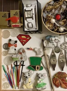 Junk Lot Jewelry Airline Utensils Watch Matchboxes Claw Keychain - Picture 1 of 11