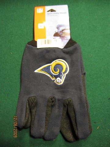 ST LOUIS RAMS SPORTS UTILITY GLOVES, NEW WITH TAGS Cover