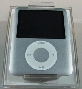 Apple iPod nano 3ra generación 4 GB plateado MA978LL/A TAL CUAL bueno para repuestos - Imagen 1 de 7