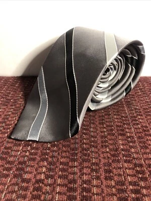 Corbata Paco Rabanne Paris seda gris/negro/plateado rayas Foto 1 de 4