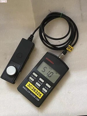 Luxómetro de alta precisión USB GOSSEN MAVOLUX 5032B Foto 1 de 4