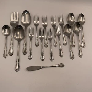 Oneida Rogers Edelstahl Besteck TRUE ROSE Arbor Rose 17-teiliges Set/Set - Bild 1 von 4