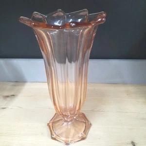 Vintage Art Deco Pink/ Peach Glass Flared Top Vase - Picture 1 of 5
