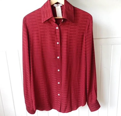 Camisa Dolce & Gabbana vintage años 90 para mujer 44 roja seda logotipo estampado blusa abotonada Foto 1 de 4