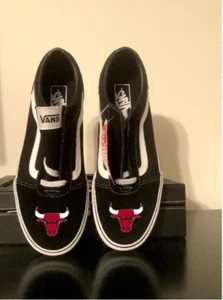 Chicago Bulls Vans Off The Wall Schuhe Herren 11,5 schwarz Schnürschuhe Skateboard Freizeit - Bild 1 von 6