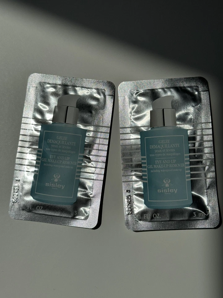 Sisley Eye And Lip Gel Make-Up Remover 20 x 3ml = 60ml - Image 1 of 1
