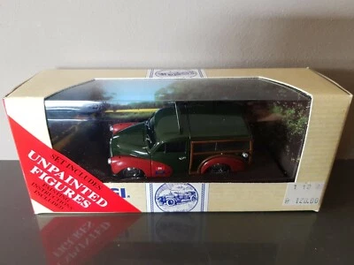 Morris Minor Traveller - 1:43 - Grün/Rot - 97343 -Corgi - Bild 1 von 4