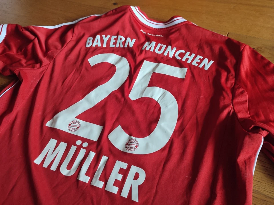FC Bayern München Thomas Müller 2013 2014 Home Trikot Jersey, Size L, Original - Bild 1 von 4