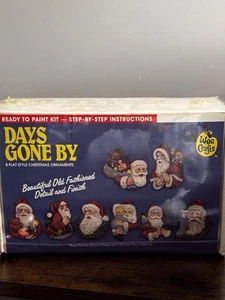 Days Gone By Wee Crafts 8 Stück lackfertiger Keramik Weihnachtsschmuck - Bild 1 von 5