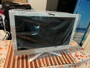 New HP 24-g010 All in One Desktop 2.20GHz AMD A8-7410 16GB 2TB SSD WINS 10 - Picture 1 of 9