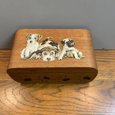 Trinket Wooden Doggie/Puppy Box, With Foot Tracks - Image 1 of 4