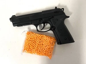 Airsoft Beretta Elite II CO2 Airsoft Pistol - Black + Airsoft Rounds WORKS GREAT - Picture 1 of 11