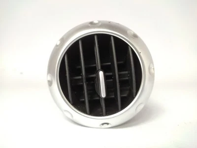 8N0820901A GRILLE D´AERATION / 267988 POUR AUDI TT 8N3/8N9 1.8 T COUPE 132KW - Photo 1/4