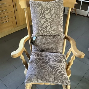 Cushions With Rose Embossed Covers X 3 Brand New ( Mushroom/beige brown) - Picture 1 of 12