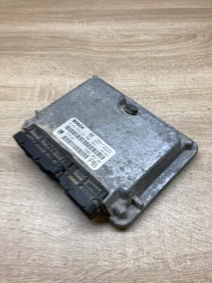 24417167 0281010267 PB Engine control unit/module ECU Fits for Opel Astra G - Image 1 of 4