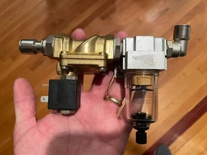 G5 107B Pneumatic Solenoid Valve w/Air Filter Separator - Picture 1 of 17