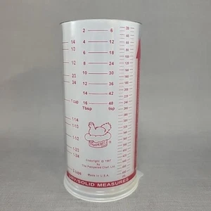 Pampered Chef Plastic 2 Cup Dry/Solid/Liquid Measure Cup - Picture 1 of 6