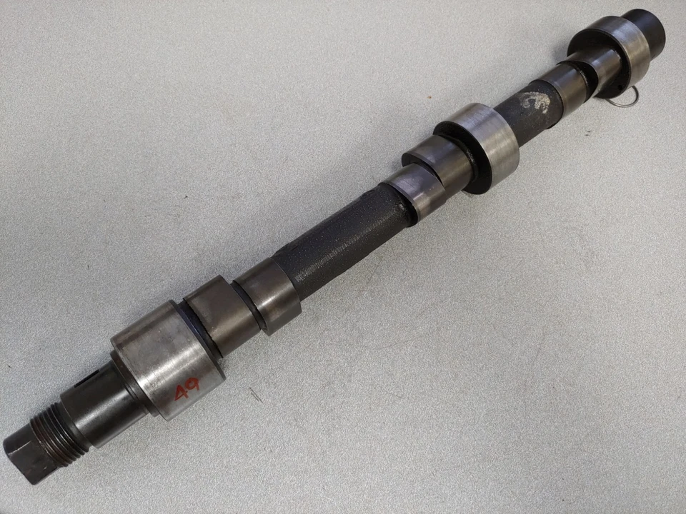 VERY NICE USED ORIGINAL GENUINE PORSCHE 911 T-K 2.4 LWB MFI CAMSHAFT 1972-73 #49 — 第 1/4 张图片