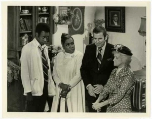 The New Temperatures Rising Show 1973 Original ABC TV Photo - Isabel Sanford - Picture 1 of 2