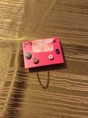 Juego De 5 Pendientes Post Fiesta Baile de graduación Betsey Johnson Tono Dorado De Colección $25 #503 Foto 1 de 2