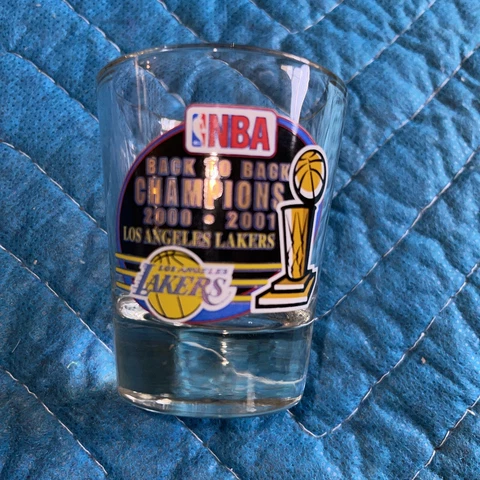 Los Angeles Lakers Back To Back NBA Champions Logo Shot Glass Cover