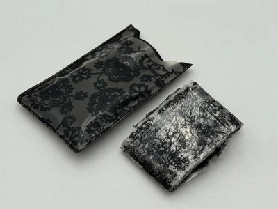 复古 60 年代/70 年代塑料雨帽头巾盖黑色花边外观按扣 NOS — 第 1/3 张图片