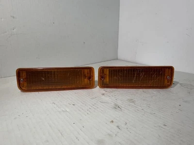 Turn Signal Light OEM 1993-1998 Toyota T100 Front Driver and Passenger Side - Image 1 of 4